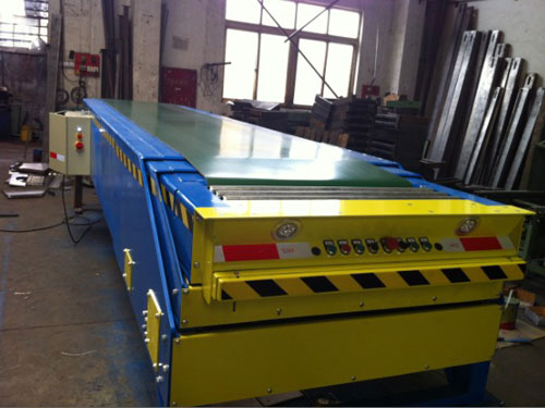 Telescopic Belt Conveyor 02